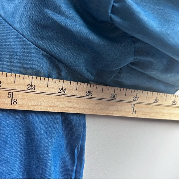 5/$25 Plus size 2X Women's Denim Embroidered Top, Ruffle Sleeves, Floral - Picture 7 of 7